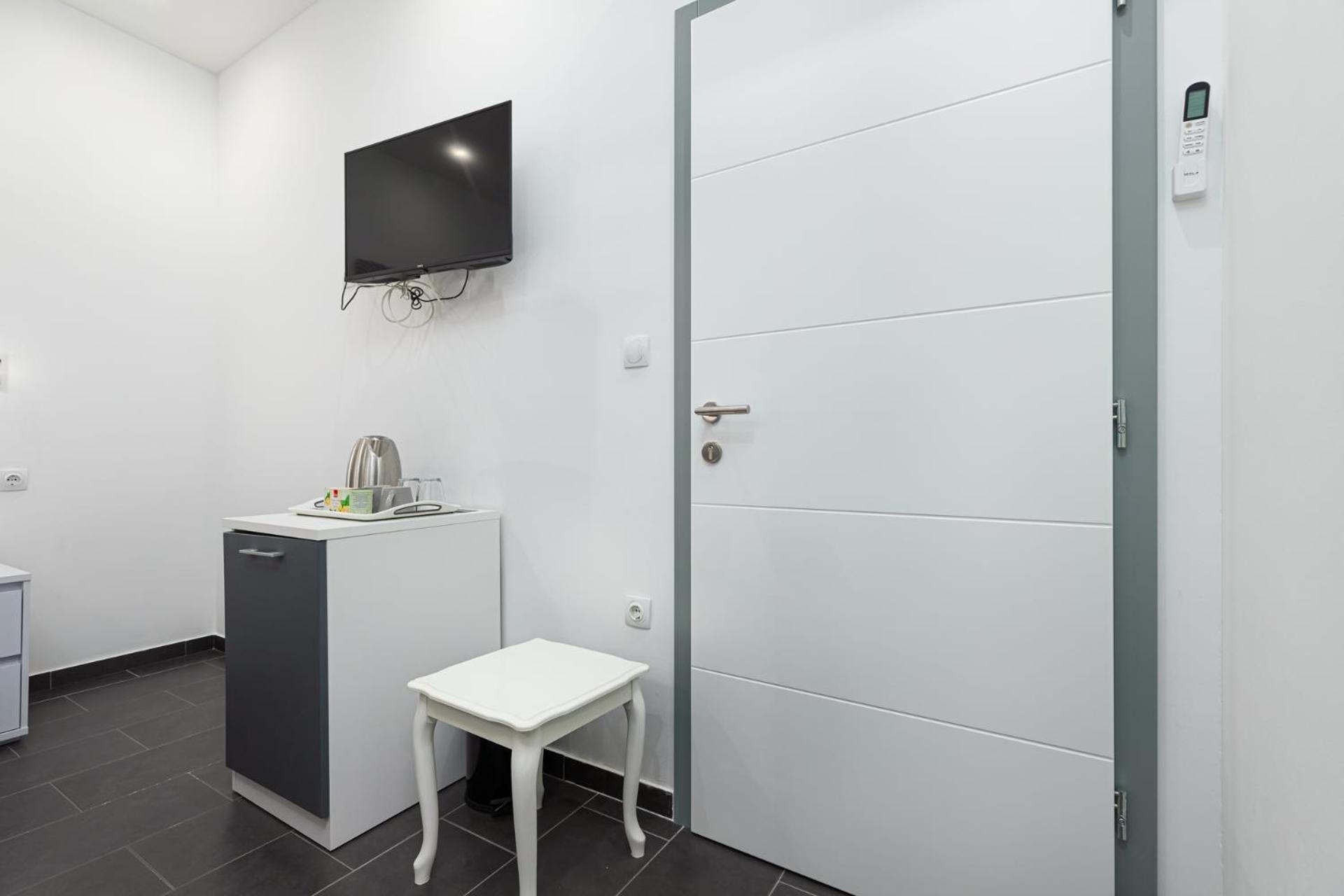Rooms And Studio Flora Porec Esterno foto